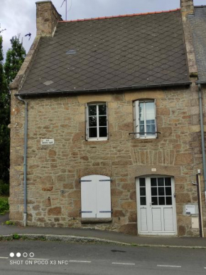 KERDAMEZ DINAN Maison rénovée 6 pers prox centre